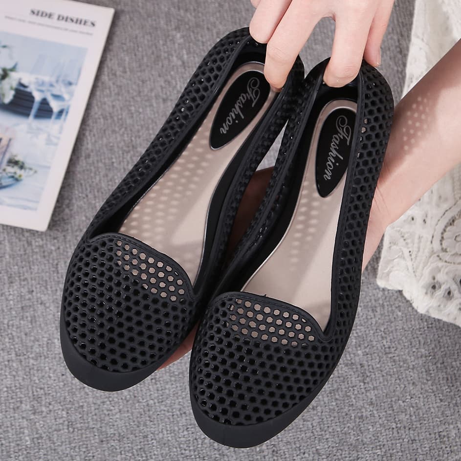 SL083 Square-viewing auntie shoes, breathable perforated shoes, waterproof and comfortable plastic beach shoes, low-cut casual flat shoes