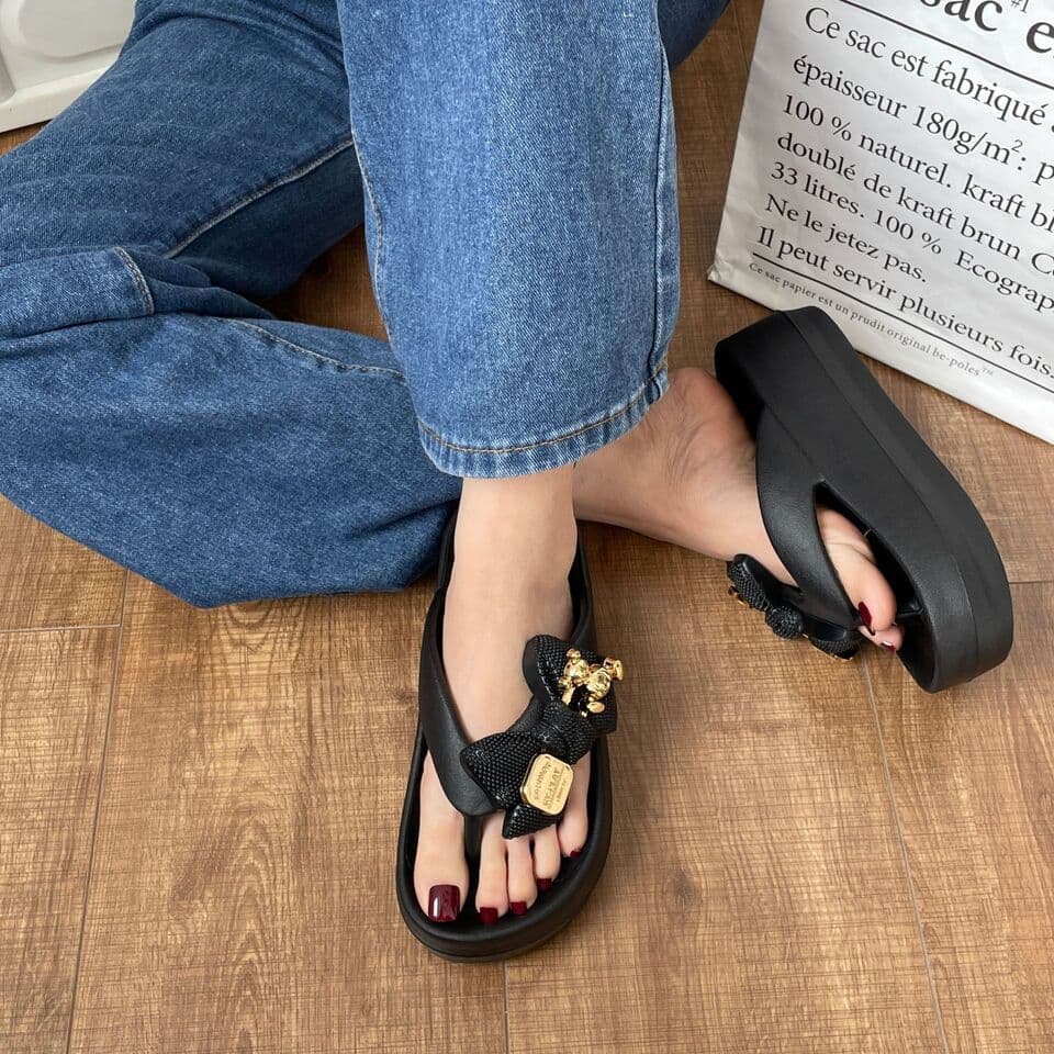 SL377 Cross-border hot-selling Butterfly Bear EVA slippers, poop-walking style, thick-soled slippers, EVA odor-resistant, factory wholesale, spot shipping.